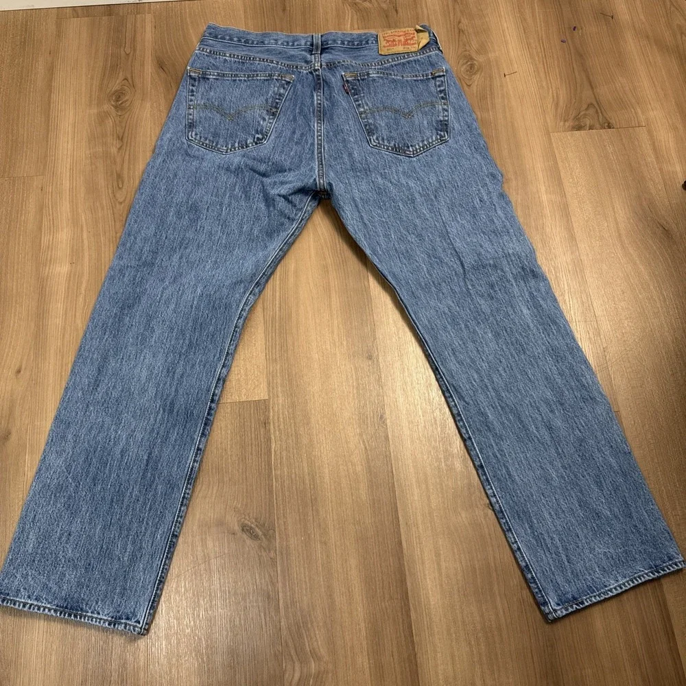 Levi Strauss 501 Jeans Mens 36x30 Button Fly Dark‎ Wash Denim